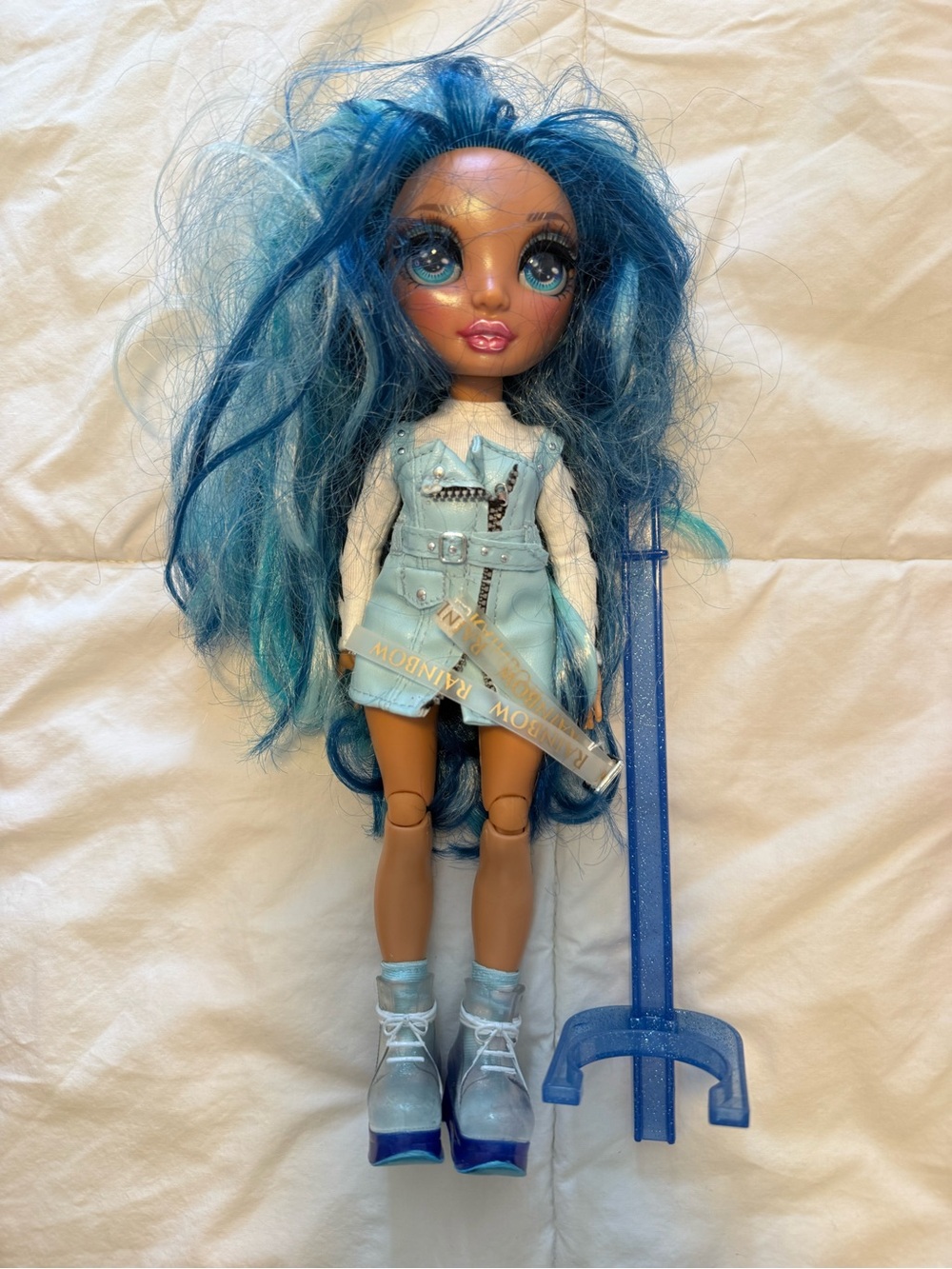 Rainbow High Skyler Bradshaw Blue Fashion Doll  2020